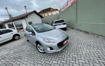 308 Allure 2.0 Automático Ano:2014